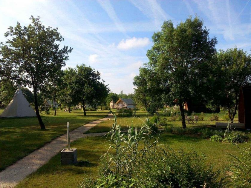 Les hébergements insolites de l'Escale des Châteaux de la Loire à Angé