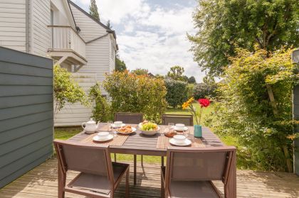 Normandie Garden - extérieur de la maison supérieure 4 pièces