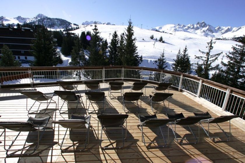 La terrasse et son solarium