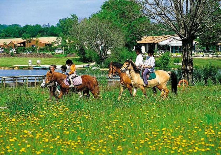 Résidence Natura Resort - Pescalis en famille !