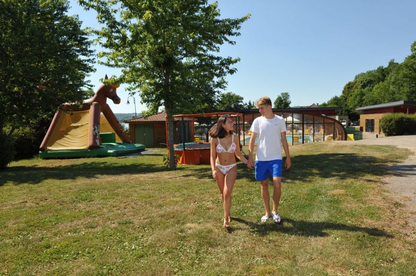 Les Chalets de la Vingeanne en famille pour un séjour détente en pleine nature!